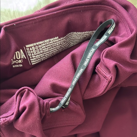 Victoria Secret Sport Plum High-Waisted Leggings Size M - Picture 8 of 8